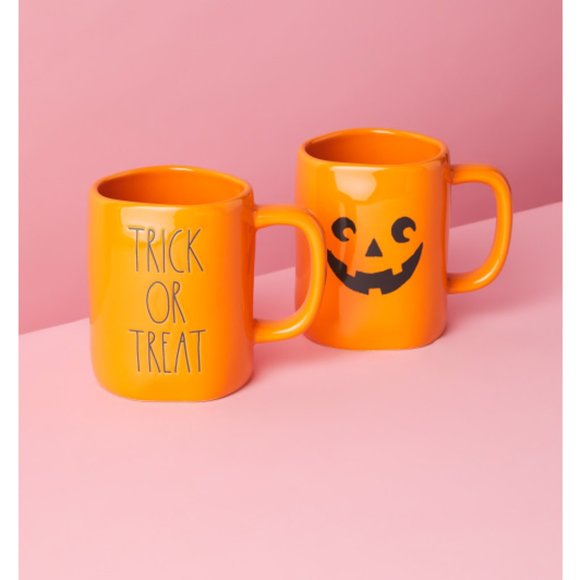 RAE DUNN 2pk Ceramic Trick Or Treat Mugs New in box - Picture 1 of 6